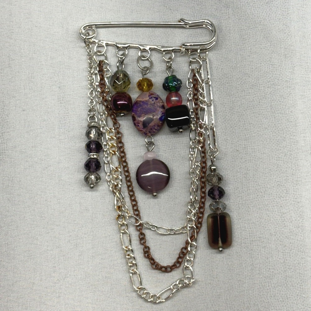 Unbranded Kilt Pin Brooch Unisex OS Purple Good Mixed Metal Draped Chain Bead